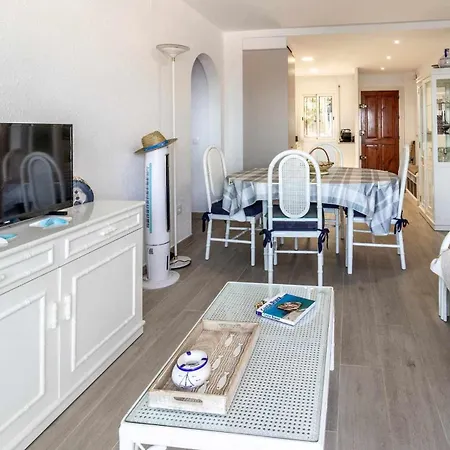 Fener De Dalt 85 + Piscina Comunitaria Llança
